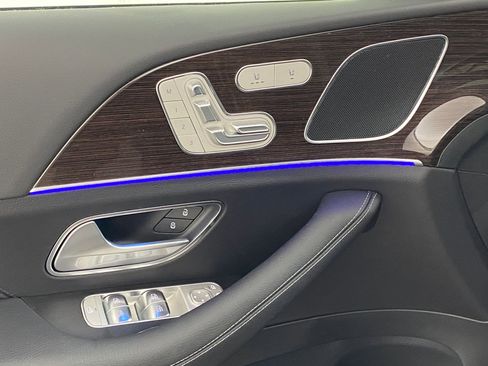 Used 2025 Mercedes-Benz GLE 350 4MATIC image 23