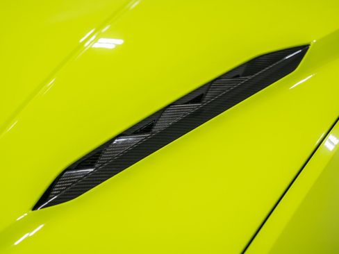 Used 2024 Lamborghini Urus Performante AWD/4WD image 46