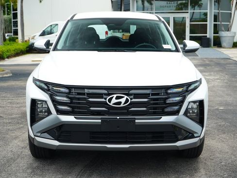 Used 2026 Hyundai Tucson SE AWD/4WD image 2