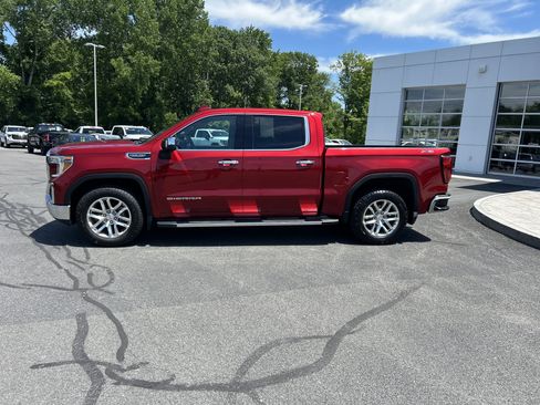 Used 2021 GMC Sierra 1500 SLT w/ SLT Premium Plus Package AWD/4WD image 2