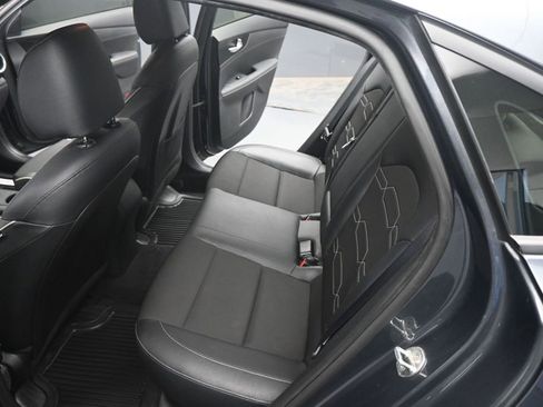 Used 2023 Kia Forte GT-Line FWD image 16