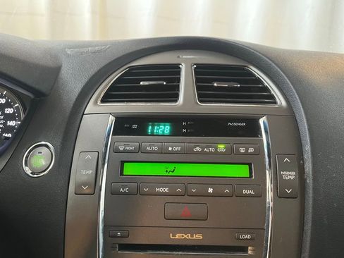 Used 2011 Lexus ES 350 image 17