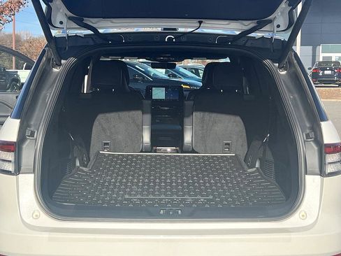 Used 2025 Lincoln Aviator Black Label image 28
