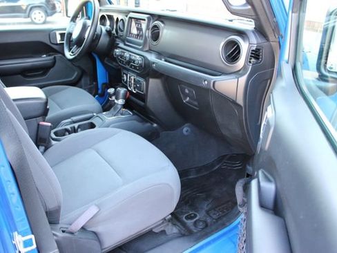 Used 2021 Jeep Gladiator Sport AWD/4WD image 47