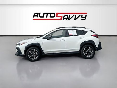Used 2024 Subaru Crosstrek 2.0i Premium image 4