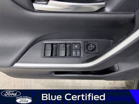 Used 2022 Toyota RAV4 XSE AWD/4WD image 22