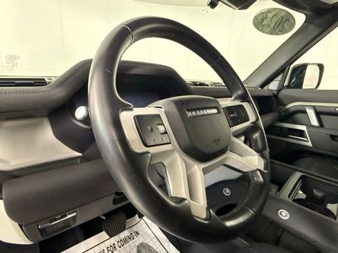 Used 2023 Land Rover Defender 110 X-Dynamic SE image 6
