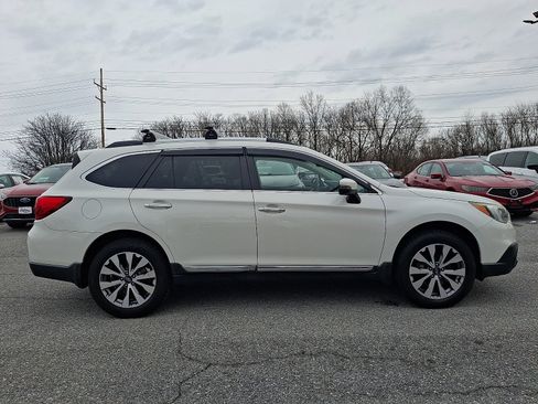 Used 2017 Subaru Outback 3.6R Touring w/ Popular Package #5A image 7