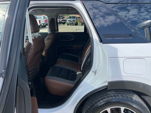 Used 2021 Ford Bronco Sport Outer Banks AWD/4WD image 16