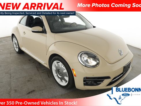 Used 2019 Volkswagen Beetle 2.0T image 1