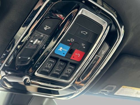 Certified 2023 Jeep Grand Cherokee Summit AWD/4WD image 37