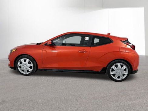 Used 2020 Hyundai Veloster Turbo R-Spec image 28
