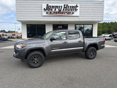 Used 2022 Toyota Tacoma SR5 w/ SR5 Appearance Package (SM)