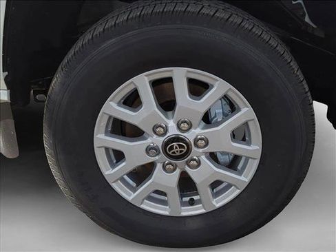 Used 2024 Toyota Tacoma SR5 image 10