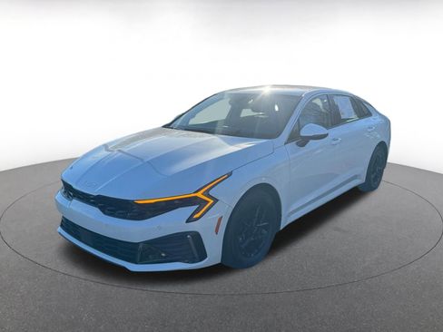 Used 2025 Kia K5 LXS image 4