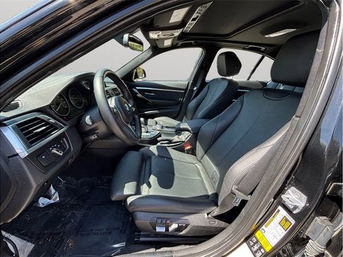 Used 2018 BMW 330i xDrive Sedan image 2