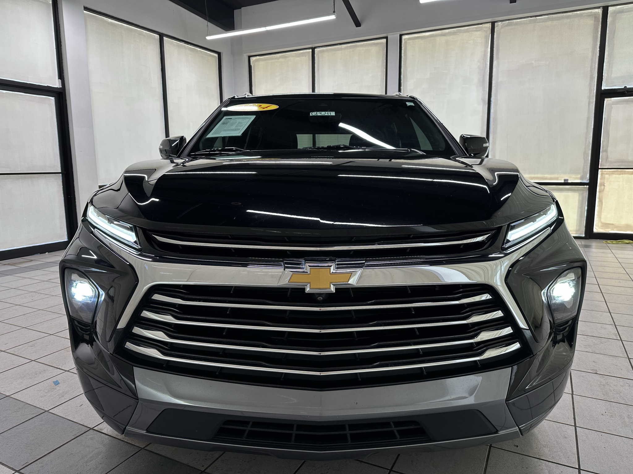 Used 2024 Chevrolet Blazer Premier w/ Driver Confidence II Package FWD image 14