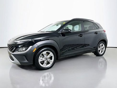 Used 2023 Hyundai Kona SEL AWD/4WD image 3
