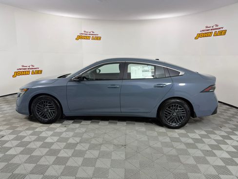 New 2026 Nissan Sentra SV w/ Floor Mat Package image 2