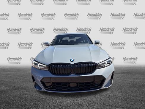 Used 2026 BMW 330i Sedan w/ M Sport Package RWD image 3