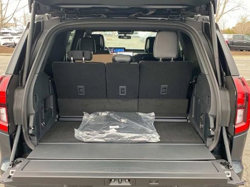 New 2026 Ford Expedition Platinum w/ Stealth Appearance Package image 25