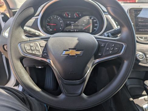 Used 2024 Chevrolet Malibu LS FWD image 19
