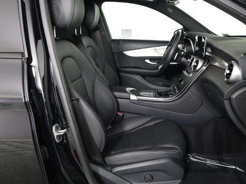 Used 2022 Mercedes-Benz GLC 300 image 31