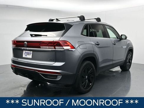 Used 2024 Volkswagen Atlas Cross Sport SE AWD/4WD image 10