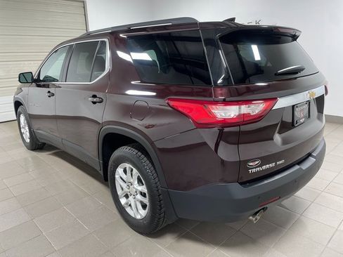 Used 2020 Chevrolet Traverse LT w/ Driver Confidence II Package image 4