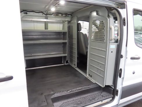 Used 2018 Ford Transit 250 130 Low Roof image 13