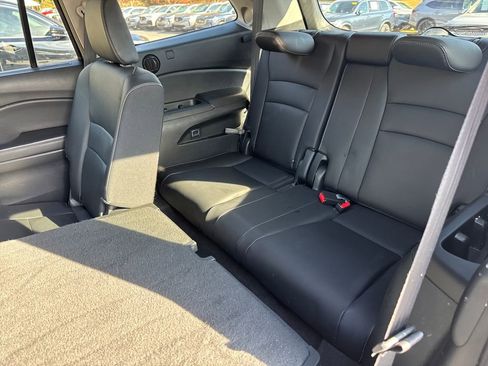 Used 2021 Honda Pilot Touring image 37
