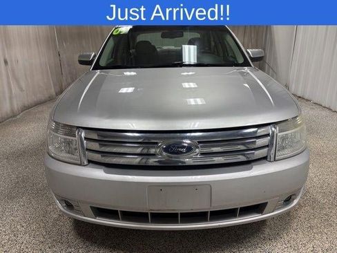 Used 2009 Ford Taurus SEL image 9