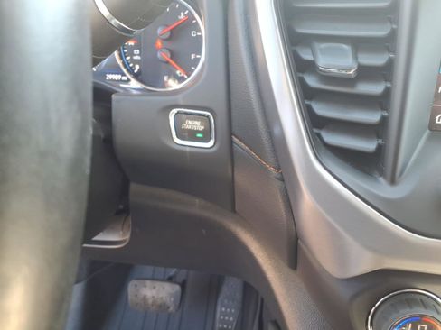 Used 2023 GMC Acadia AT4 w/ Technology Package AWD/4WD image 19