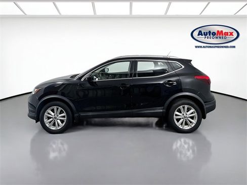 Used 2019 Nissan Rogue Sport SV image 8