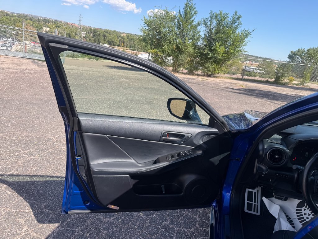 Used 2025 Lexus IS 350 F Sport RWD image 9