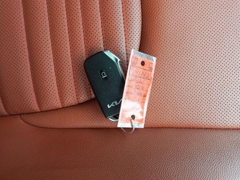 Used 2023 Kia Sportage SX image 36