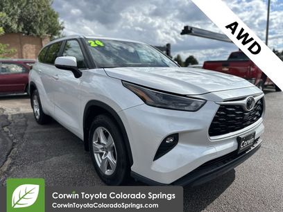 Used 2024 Toyota Highlander LE