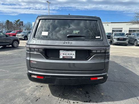 New 2026 Jeep Grand Wagoneer 4WD image 4