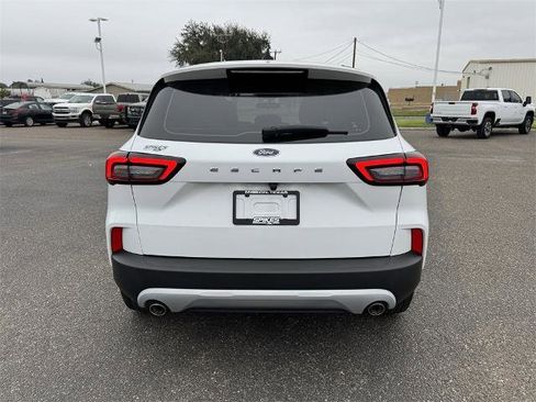 Certified 2023 Ford Escape FWD image 4
