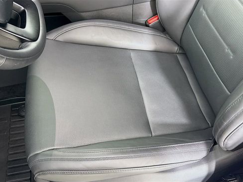 Used 2025 Hyundai Santa Fe Calligraphy image 21