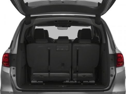 Used 2018 Honda Odyssey Elite image 12