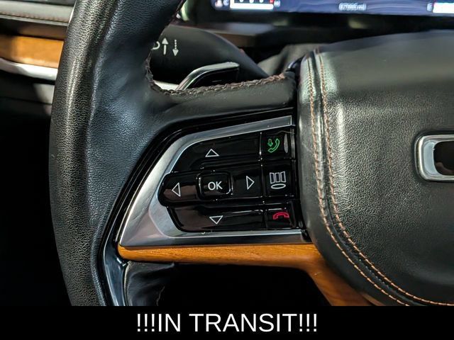 Used 2019 Jeep Grand Cherokee Overland AWD/4WD image 38