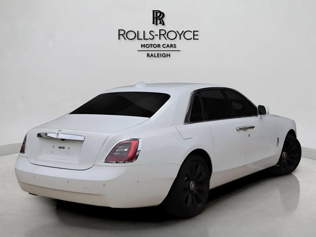 Certified 2022 Rolls-Royce Ghost AWD/4WD image 3