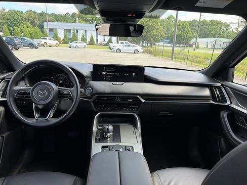 Used 2024 MAZDA CX-90 Plug-In Hybrid w/ Premium Plus AWD/4WD image 8