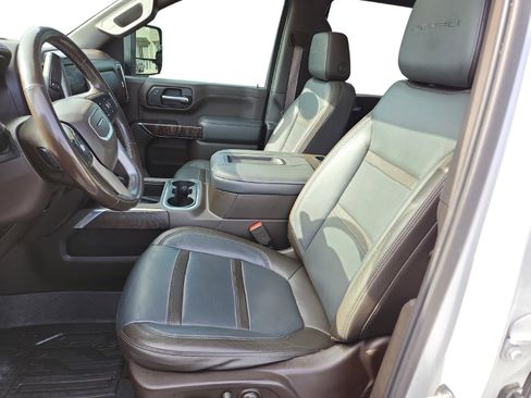 Used 2020 GMC Sierra 2500 Denali w/ Denali Ultimate Package image 10