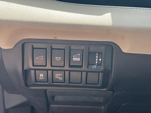 Used 2020 Subaru Ascent Limited AWD/4WD image 25