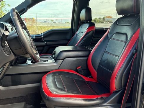 Used 2018 Ford F150 Lariat w/ Equipment Group 502A Luxury image 5