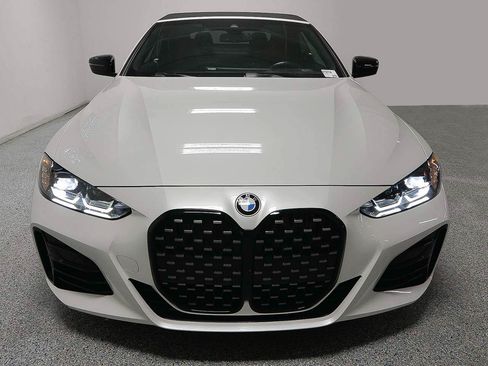 Used 2024 BMW M440i Convertible w/ Premium Package RWD image 4