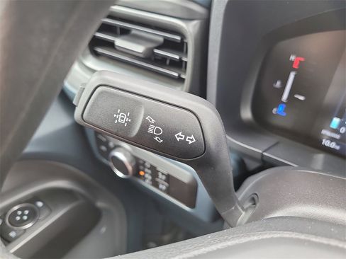 New 2025 Ford Maverick XL w/ Equipment Group 102A image 28