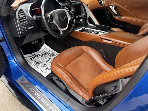 Used 2015 Chevrolet Corvette Stingray Coupe w/ 3LT Preferred Equipment Group image 21